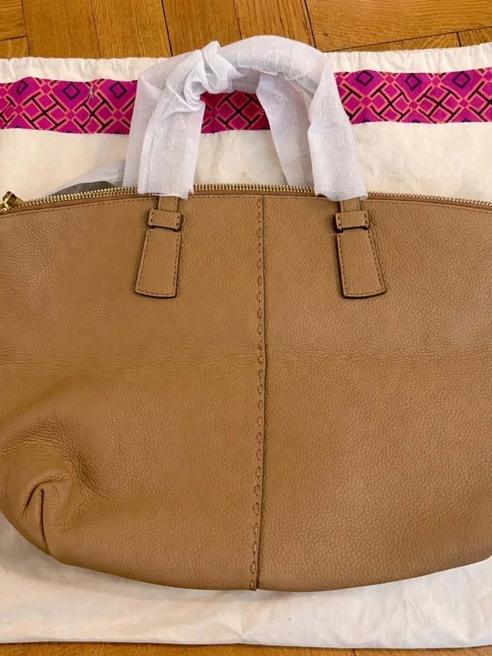 Tory Burch • McGraw Top-Zip Satchel - Picture 3 of 7